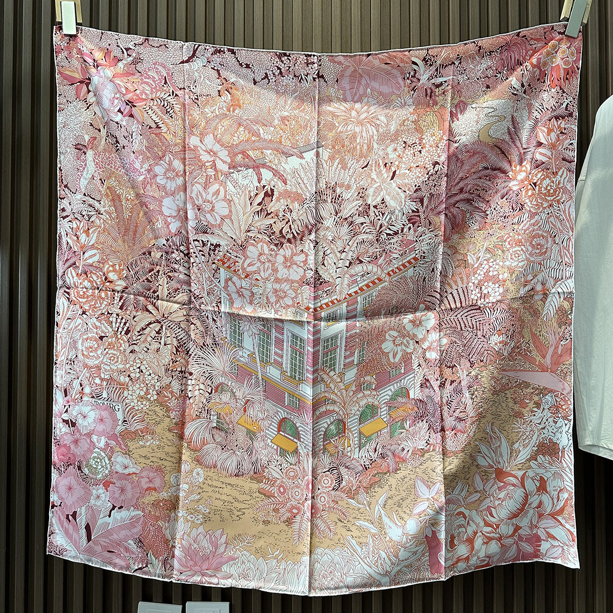 Women's Silk Feel Square Scarf