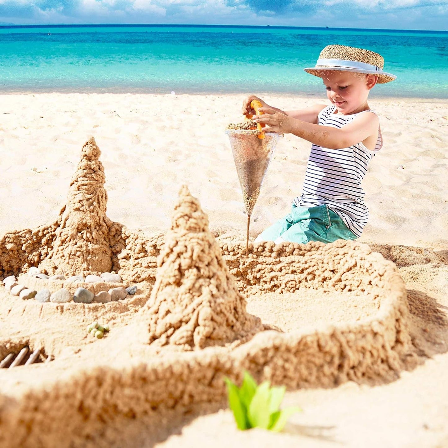 🏖️✨ Beach Spilling Funnel – Simple Sand Toy⏳