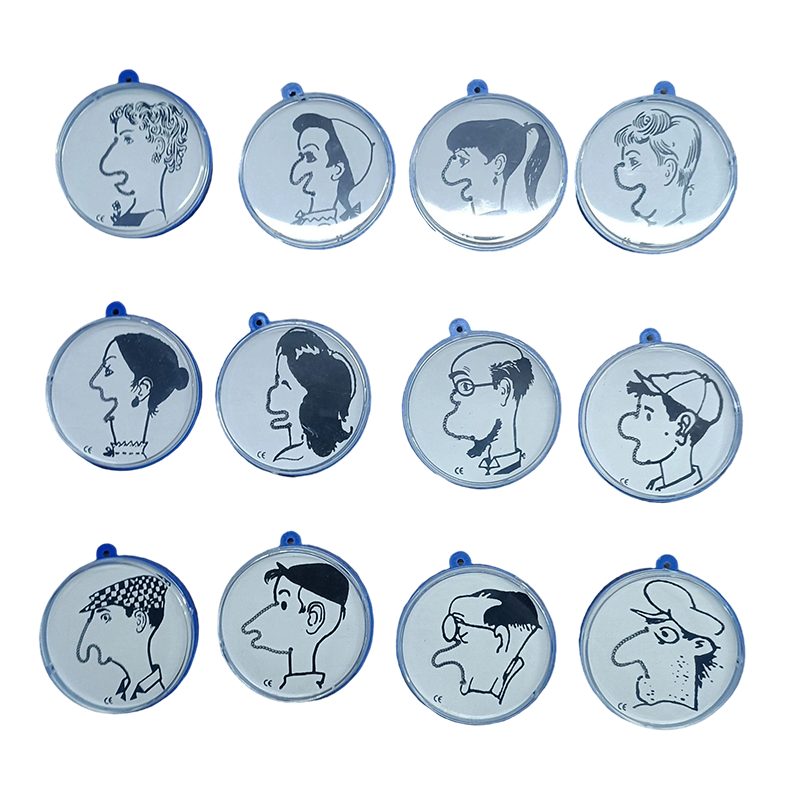 🎭 Magic Face-Changing Mini Disc – Exquisite Collectible Novelty, Vintage-Style Magic Toy, Great for Souvenir, Gift or Curio Shelf Display， Fun for Birthday Parties, Carnival Prizes or Office Desk  🏺✨🎁
